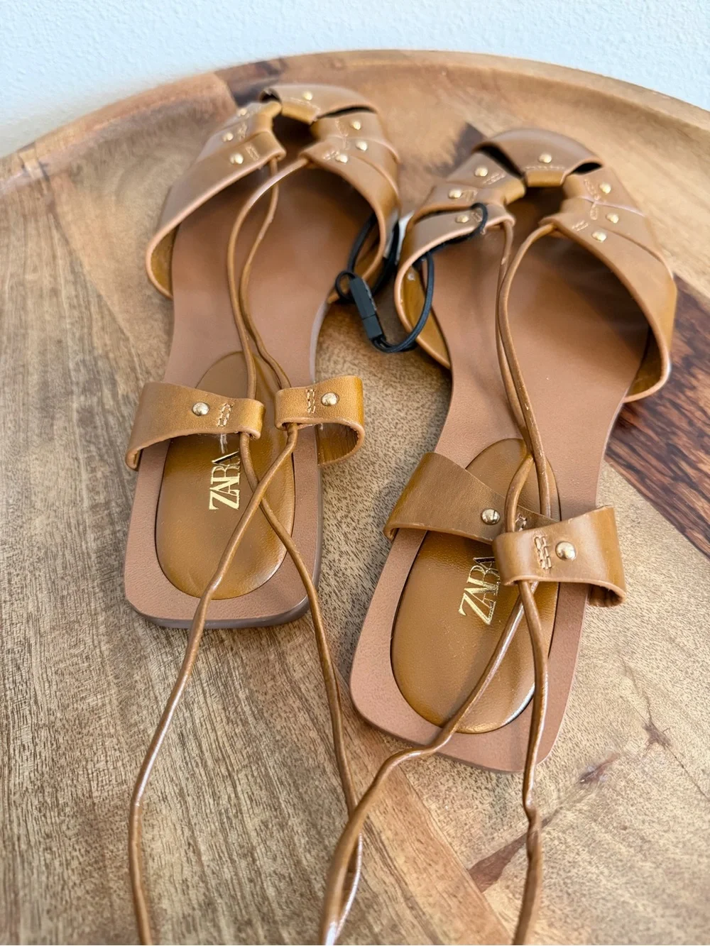 NWT Zara Leather Tied Cage Sandals Size 39